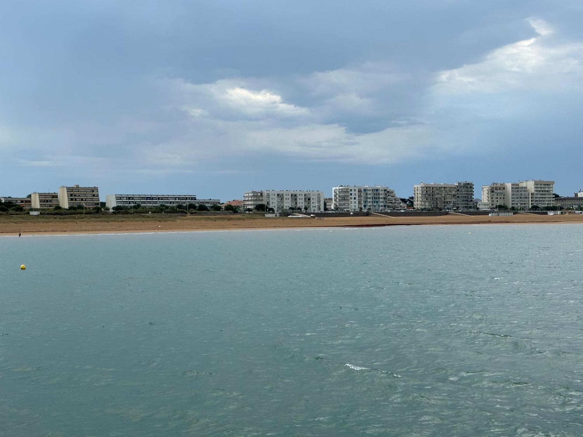 Bord De Mer Vue Panoramique Avec Parking Prive Σαιν-Ζαν-ντε-Μον Εξωτερικό φωτογραφία